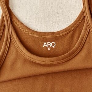 Arq crop tank